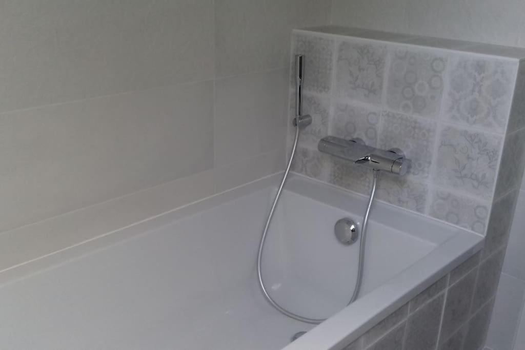 9 Pers 160 M² +Jardin- 10Mn Nantes -30Mn Mer Bouguenais Esterno foto