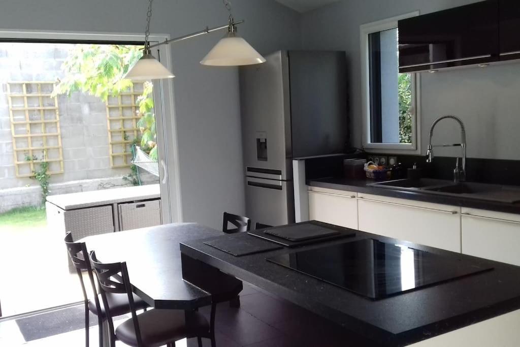 9 Pers 160 M² +Jardin- 10Mn Nantes -30Mn Mer Bouguenais Esterno foto